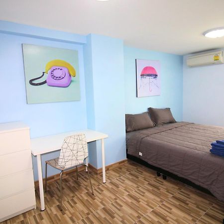 Appartamento Ruamchok Ocean View Pattaya Esterno foto