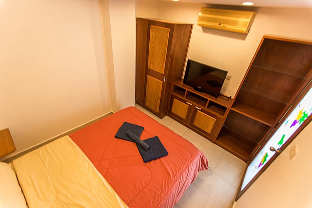 Appartamento Ruamchok Ocean View Pattaya Esterno foto