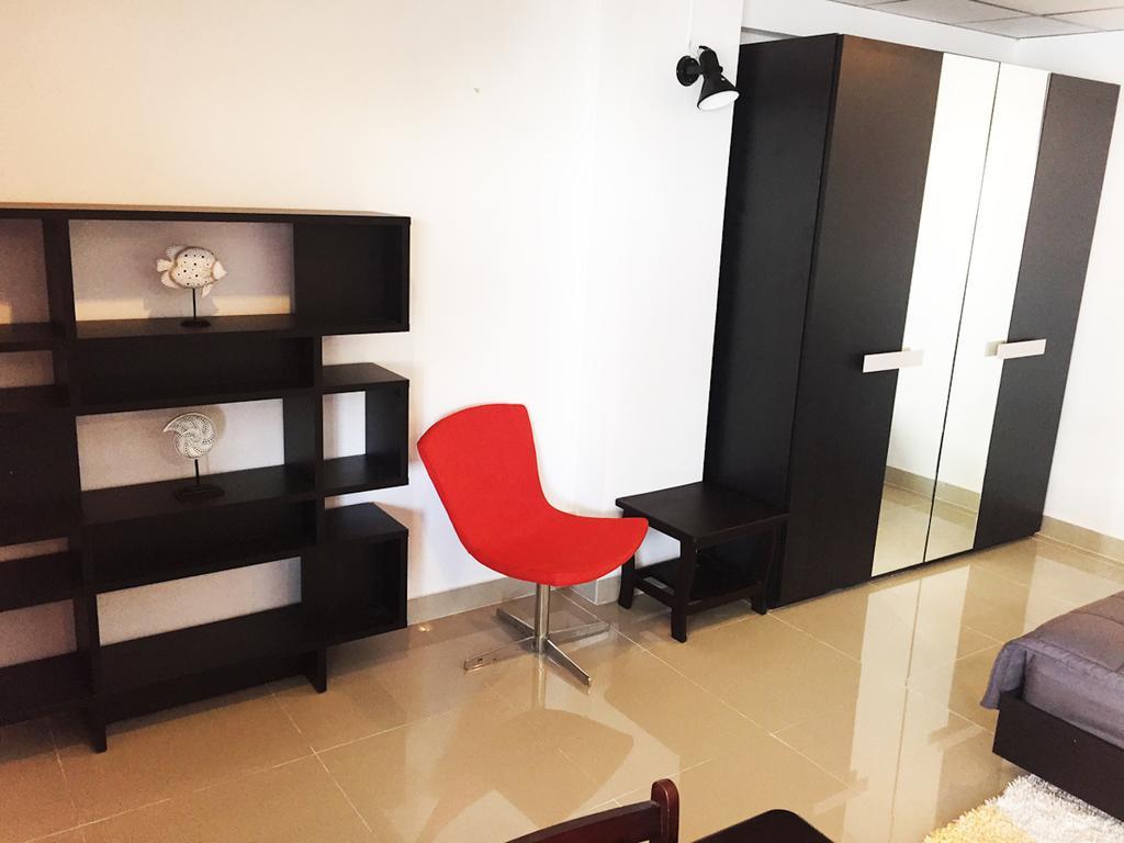 Appartamento Ruamchok Ocean View Pattaya Camera foto