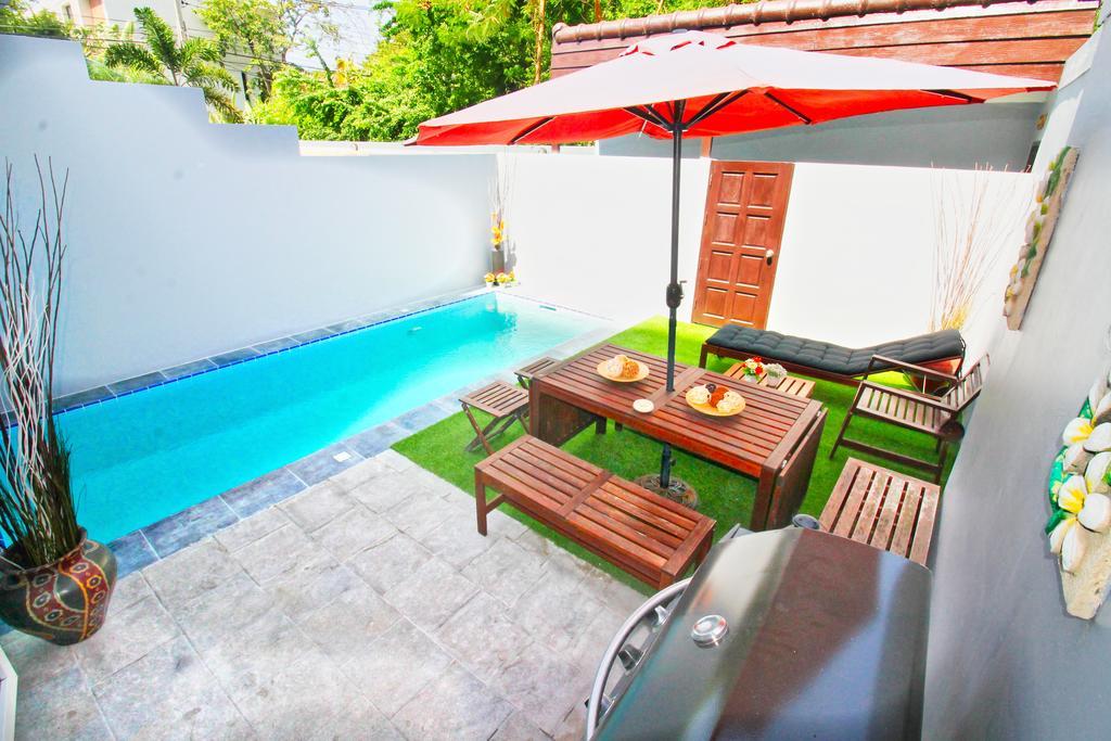 Appartamento Ruamchok Ocean View Pattaya Esterno foto