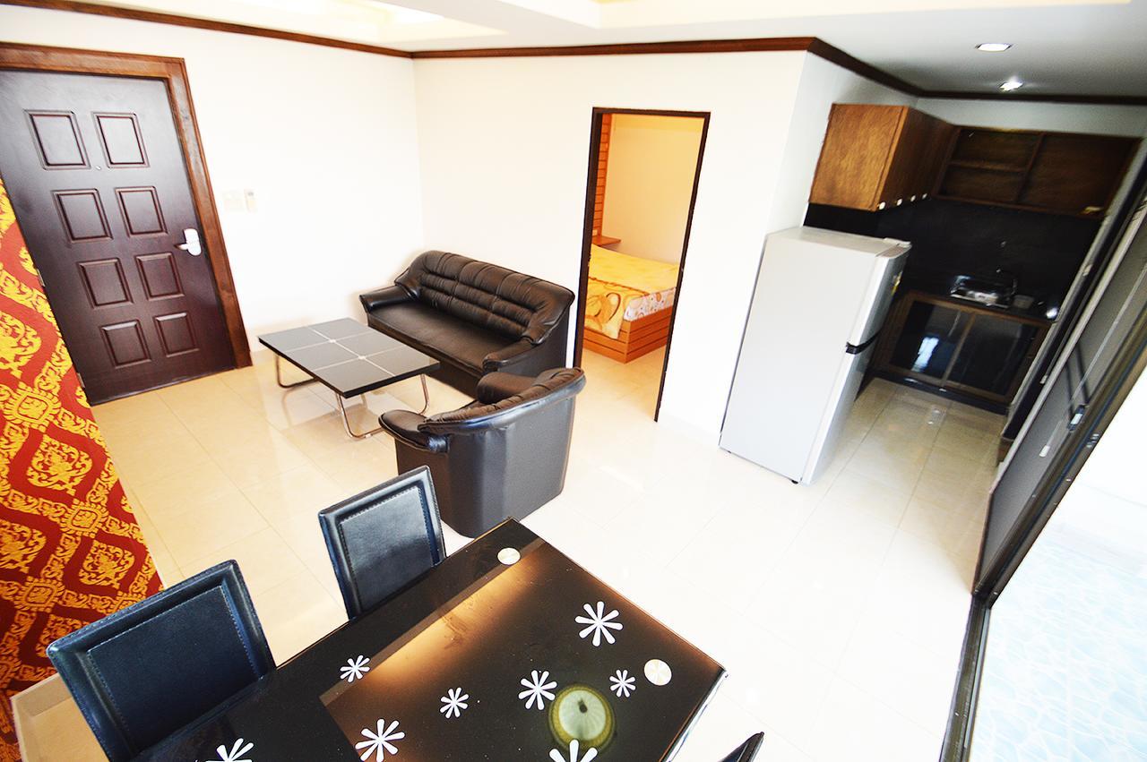 Appartamento Ruamchok Ocean View Pattaya Camera foto