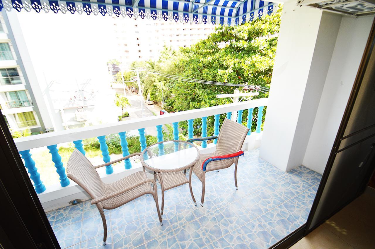 Appartamento Ruamchok Ocean View Pattaya Camera foto
